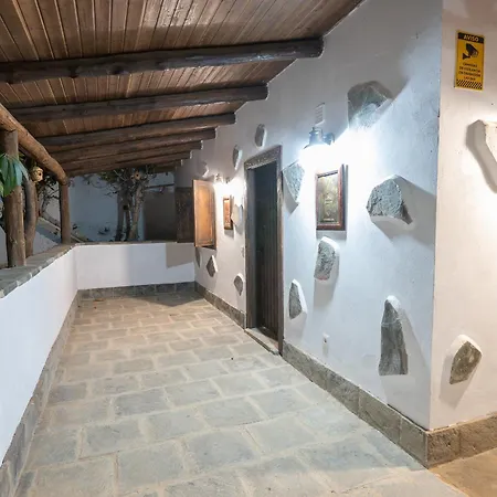 Летний дом Hacienda La Miranda Сан-Бартоломе